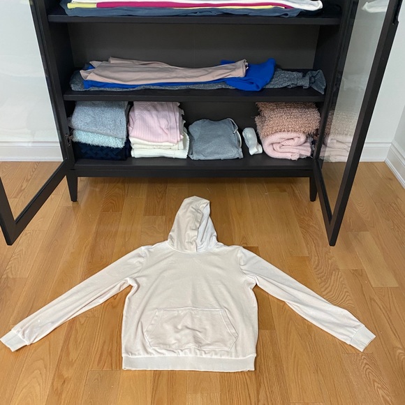 Roots Velour Hoodie - Picture 2 of 9